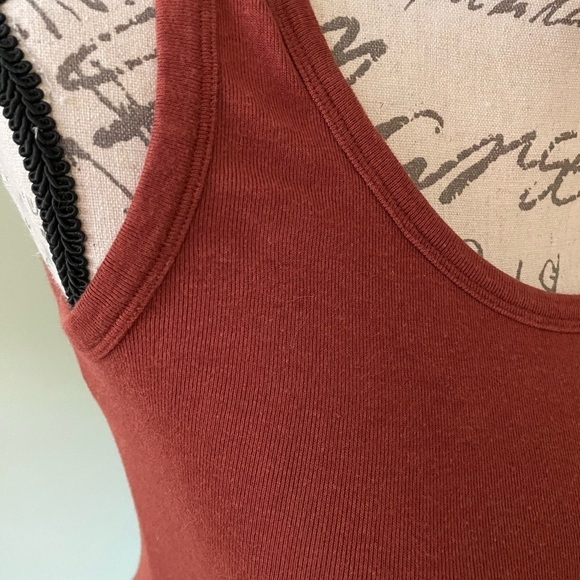Women’s Gap Rust Colored Maternity Tank Top Size XS - Picture 4 of 5